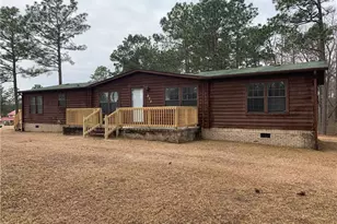 372 Swift Creek Rd, Raeford, NC 28376 - Photo 1