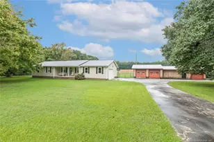 3518 Lee Ave, Sanford, NC 27332 - Photo 1