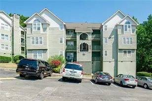 974 Stewarts Creek Dr, Fayetteville, NC 28314 - Photo 1