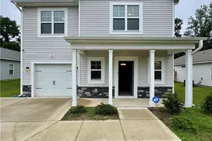 808 Jackson St, Raeford, NC 28376 - Photo 1