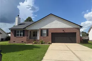 5438 Biscoe St, Hope Mills, NC 28348 - Photo 1