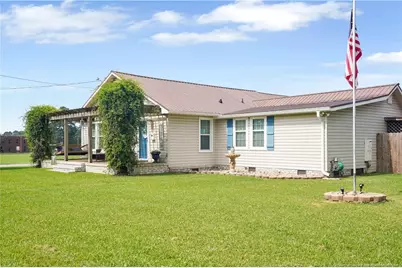 513 Summit Avenue, Lumberton, NC 28358 - Photo 1