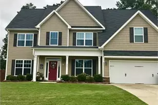 557 Sea Mist Dr, Sanford, NC 27332 - Photo 1