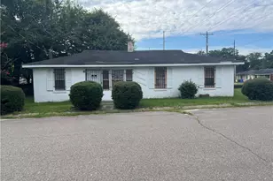 2212 Murchison Rd, Fayetteville, NC 28301 - Photo 1