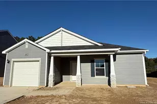 642 Melbourne Dr, Raeford, NC 28376 - Photo 1
