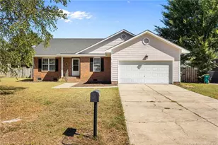 5316 Ahoskie Dr, Hope Mills, NC 28348 - Photo 1