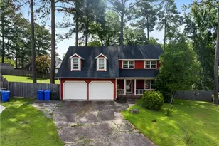 1612 Hennessy Pl, Fayetteville, NC 28303 - Photo 1