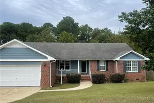 5409 Miranda Dr, Hope Mills, NC 28348 - Photo 1