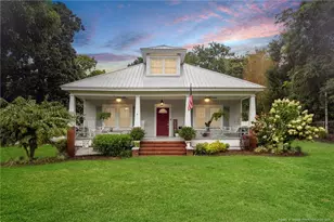 146 McPherson St, Cameron, NC 28326 - Photo 1