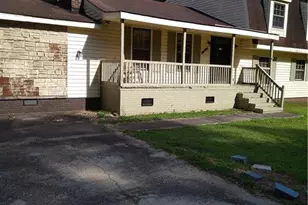 12121 Cameron Way, Maxton, NC 28364 - Photo 1