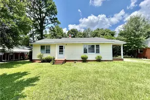 1126 Wellons Dr, Fayetteville, NC 28304 - Photo 1