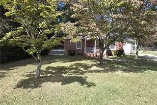 704 Wilma St, Fayetteville, NC 28301 - Photo 1