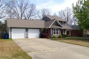 521 Old Farm Rd, Fayetteville, NC 28314 - Photo 1