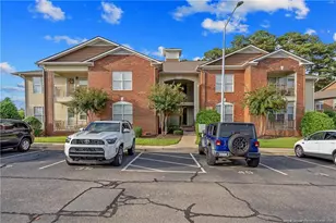 401 Meadowland Ct, Hope Mills, NC 28348 - Photo 1