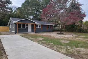 3202 Periwinkle Dr, Fayetteville, NC 28306 - Photo 1