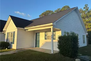 4740 Banks Ct, Hope Mills, NC 28348 - Photo 1