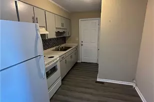 4959-H Fieldcrest Dr, Fayetteville, NC 28303 - Photo 1