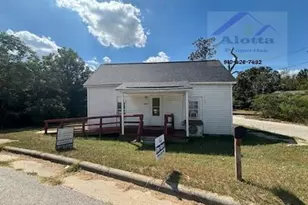 400 Daniel McLeod Rd, Red Springs, NC 28377 - Photo 1