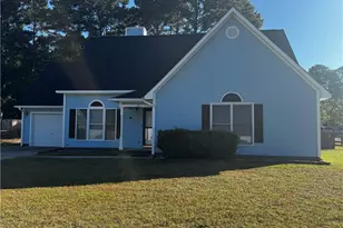 102 Whitechapel Ln, Raeford, NC 28376 - Photo 1