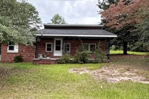 170 Rose St, Hamlet, NC 28345 - Photo 1