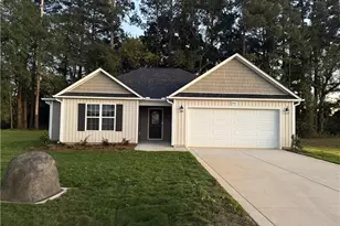 1930 Bulldog Ln, Hope Mills, NC 28348 - Photo 1