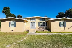 1505 E 7th St, Lumberton, NC 28358 - Photo 1