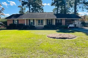 405 33rd St, Lumberton, NC 28358 - Photo 1
