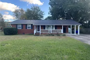 217 Cecil Ave, Spring Lake, NC 28390 - Photo 1