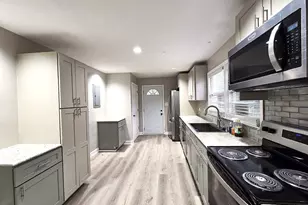 1917 Catawba St, Fayetteville, NC 28303 - Photo 7