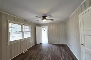 1917 Catawba St, Fayetteville, NC 28303 - Photo 9