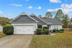 159 English Oak Dr, Bunnlevel, NC 28323 - Photo 1