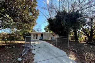 1602 Crescent Dr, Spring Lake, NC 28390 - Photo 1