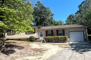 710 Dude Ct, Fayetteville, NC 28303 - Photo 1