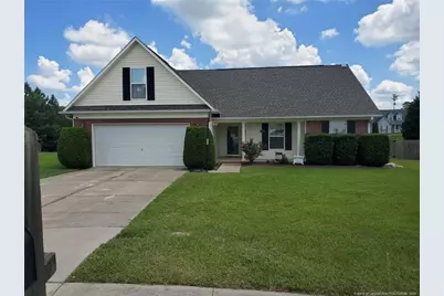 160 Yellowstone Court, Raeford, NC 28376 - Photo 1