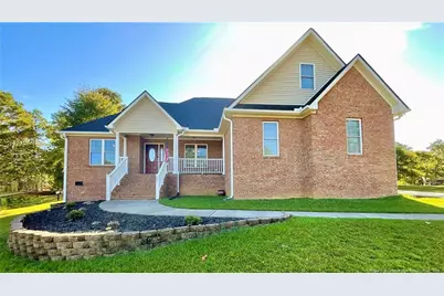 39 Wood Run, Sanford, NC 27332 - Photo 1