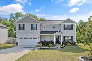 4631-2 Cedar Pass Dr, Hope Mills, NC 28348 - Photo 1