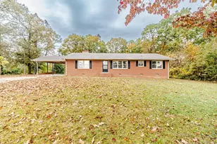 406 McFarland Rd, Broadway, NC 27505 - Photo 1