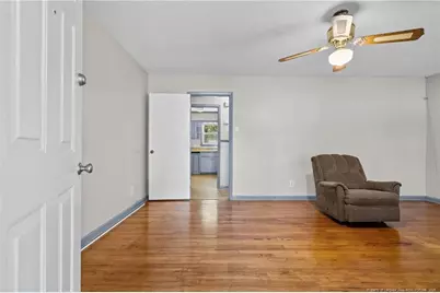 406 Mundy Street, Maxton, NC 28364 - Photo 1