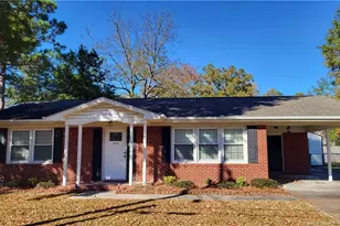 304 W 16th St, Lumberton, NC 28358 - Photo 1