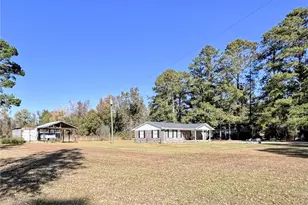 2494 W Whitepond Road W, Fairmont, NC 28340 - Photo 1