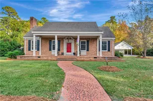 704 Barker Ten Mile Rd, Lumberton, NC 28358 - Photo 1