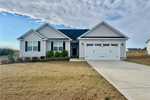 15 Jones Crk Ln, Lillington, NC 27546 - Photo 1