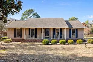 911 Axis Cir, Hope Mills, NC 28348 - Photo 1