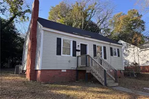 276 N Windsor Dr, Fayetteville, NC 28301 - Photo 1