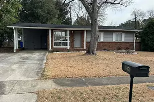 807 Berwick Dr, Fayetteville, NC 28314 - Photo 1