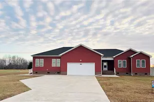 103 Lawrence Dr, Elizabeth City, NC 27909 - Photo 1