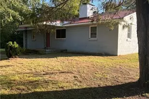 127 N Main Street St, Broadway, NC 27505 - Photo 1