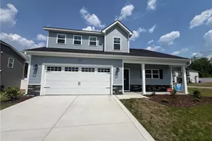 3879 Blackhills Rd, Fayetteville, NC 28311 - Photo 1