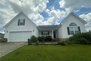 450 Copper Creek Dr, Raeford, NC 28376 - Photo 1