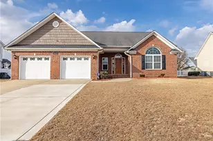 1852 Ellie Ave, Fayetteville, NC 28314 - Photo 1